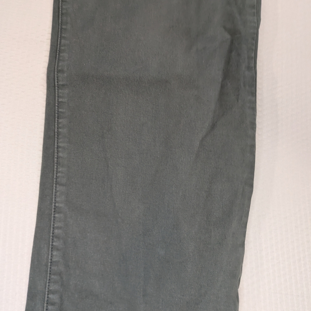 Sold - Picture 2 of 12